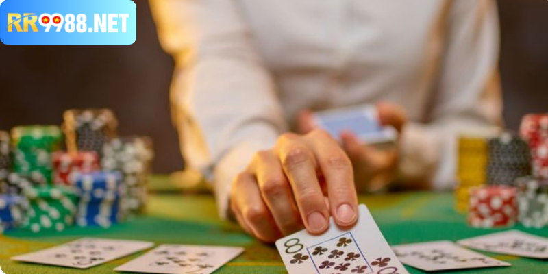 Trải nghiệm lối chơi Phỏm chuẩn xác và hấp dẫn